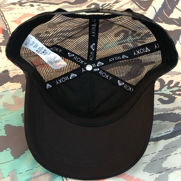 Roxy “Everyone Smiles in California” trucker hat - Picture 3 of 4